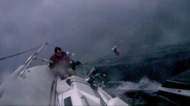Chicago Mackinac storm video © SW
